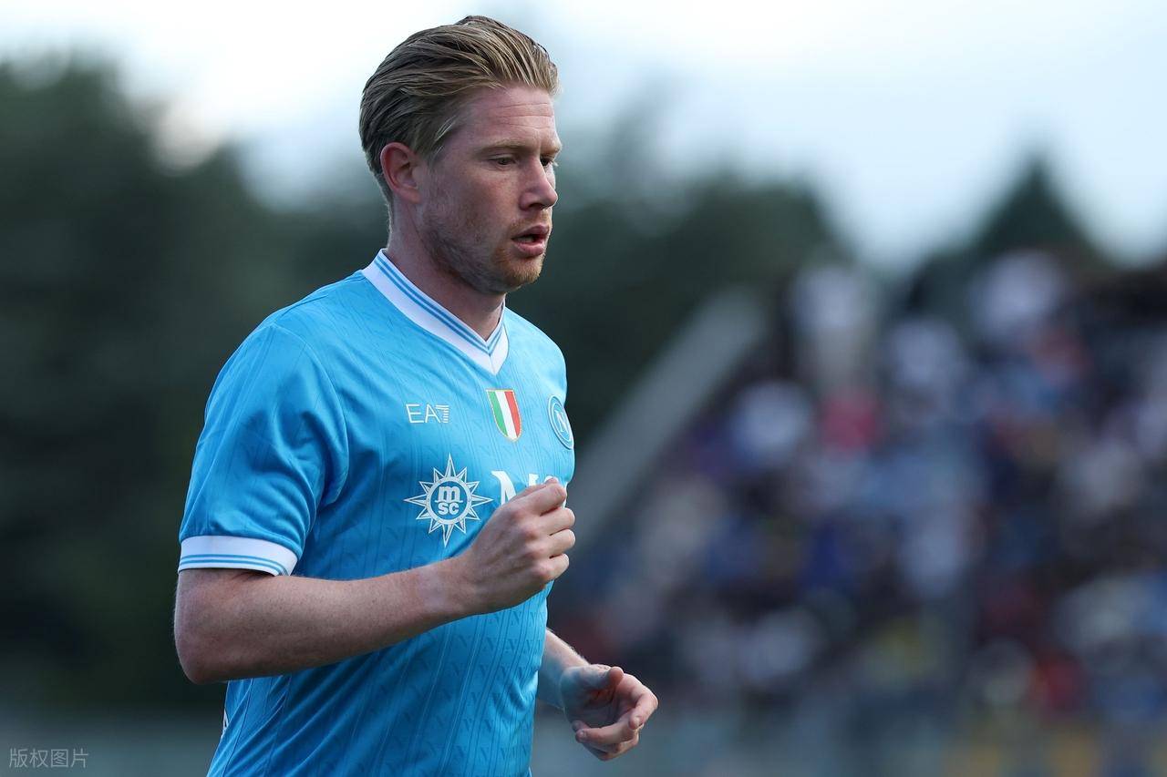 塞尔塔社媒玩梗曼联：五连胜在手，做我们的剪头哥就可以理发了（塞尔塔社媒调侃曼联：拿下五连胜，当我们的“剪头哥”就能理发）