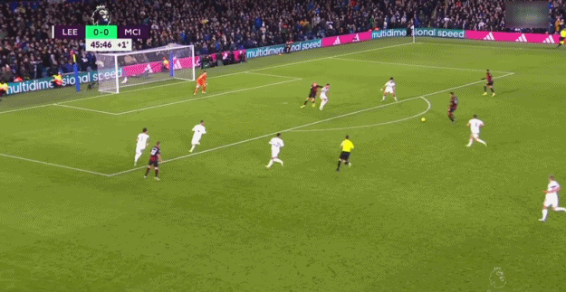 “苏超”决赛进行在即，人民海军泰州舰、南通舰为主队加油（“苏超”决赛在即，人民海军泰州舰、南通舰为主队助威）