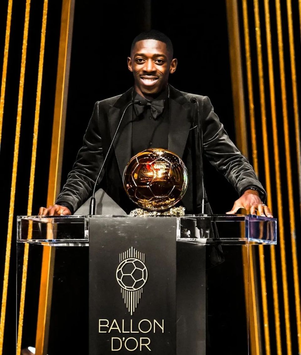 辟谣，并非与他人女友谈恋爱，埃纳社媒：一切都是剧本（澄清传闻：并未与他人女友交往，埃纳社媒称一切皆为剧本）