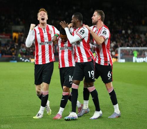 避免附加赛停赛，意媒：染黄的泽林斯基可能轮休波兰末轮比赛（意媒：为规避附加赛停赛风险，染黄的泽林斯基或将轮休波兰末轮）