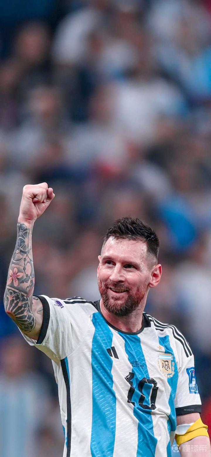 中超历年亚军：申花第五次屈居亚军，超越国安、泰山排名第一（中超历届亚军榜：申花五度屈居第二，超越国安与泰山居首）