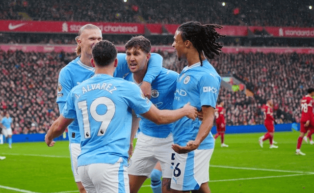 国足12年12大时刻：长沙保卫战、奇迹逃生、全村希望在列（回望国足12年12个高光时刻：长沙保卫战、奇迹逃生与全村希望皆上榜）