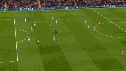 足球意甲射手榜竞争激烈，三人同进12球并列领跑（意甲金靴之争白热化：三将各入12球并列榜首）